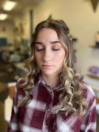 Alyssa Woodcock's Instagram, Twitter & Facebook