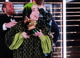 Будущая звезда увлекалась современными танцами (в. Ostorozhno Zashkalivayushaya Milota Dzhastin Biber Rasskazal O Svoem Otnoshenii K Billi Ajlish Glamurchik Tochka Net