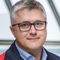 100+ profili według frazy „Robert”