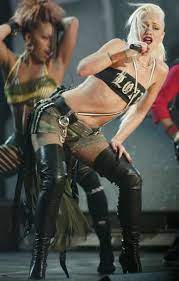 Pin on Young Gwen Stefani