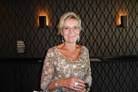 神韵超群出众公司高管夫妇享受其中| 动态天幕| 舞蹈| 悉尼Lyric剧院| 大纪元