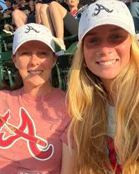 Cara Bishop (@carabbishop) • Instagram photos and videos