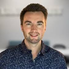 Andrew Mucha's Instagram, Twitter & Facebook