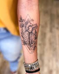 200 Bilder Von Weiblichen Arm Tattoos Fur Inspiration Fotos Und Tattoos Flowertattoos Flower Tattoo Designs Flower Tattoo Designs Flowertattoos Flower T Tattoos Brain Tattoo Tattoo Artists