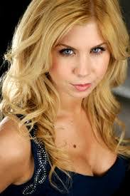 Paige Bell's Instagram, Twitter & Facebook