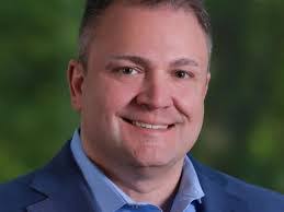 Walter Pickell's Instagram, Twitter & Facebook