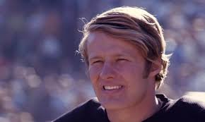 10 NFL Quarterbacks Whose Careers Were Cut Way Too Short