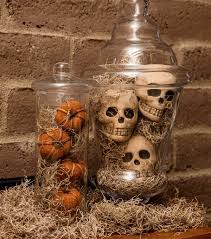 Make for a breathtaking outdoor display with this dead and breakfast inn board that greets those skeletons, the concierge ghoulish as well as lets them rest their tired bones inside the graveyard of hospitality. 50 Best Indoor Halloween Decoration Ideas For 2020