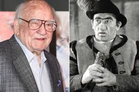 Asner, played football at Wyandotte High School in Kansas City in the 1940s.