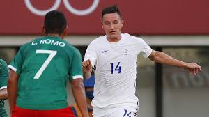 Он играет на позиции правый вингер. Olympics Florian Thauvin Aims For A Medal Kenyan News