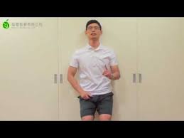 長期持續駝背姿態容易產生頭痛 頭暈 眼睛乾澀 膏肓痛 胸悶 胃痛 肩膀痠痛或五十肩等症狀 雖然這些症狀好發於五 六十歲以上 但年輕族群如果沒有通過此檢測 代表你的胸椎與肩胛已開始僵硬 或是胸廓相關肌肉緊縮如胸大肌或闊背肌 未來身體機能退化後 men