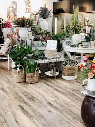 Flowers by jerry is located in rochester city of minnesota state. Flowers By Jerry Rochester Mn 55906