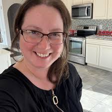 Who can do a deep clean of a house in Marion, Ohio?