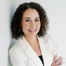 Maria Geary's Instagram, Twitter & Facebook