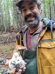 Genuine researchers and biologists join the group