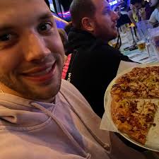 shane.roach's Pizza Review at The Sandbox