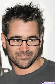 Colin Farrell. so handsome in his glasses.