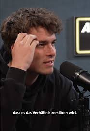 Disstrack Hannes Jeremy Sang