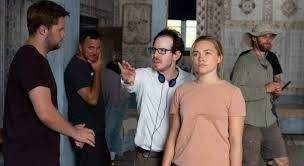 Dani (florence pugh) and christian (jack reynor) are a young american couple with a relationship on the the second feature film of ari aster was a downer for me. Midsommar Regisseur Ari Aster Plant Eine Vierstundige Albtraum Komodie Als Nachsten Film