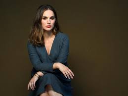 Portman didn\'t find modeling very interesting. Natalie Portman Hd Wallpapers 4k Backgrounds Wallpapers Den