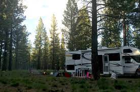 Nestled in the heart of sunny central oregon, tumalo rests along oregon's spectacular deschutes river four miles north of bend. Free Camping Bend Oregon The Ultimate Guide Nomads With A Purpose