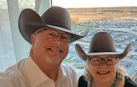 No 1 country band by country mile. Love those suits.