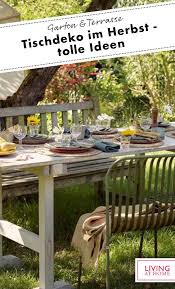 Tischdeko Im Herbst Tolle Ideen In 2020 Tischdeko Gartenmobel Sets Herbst Kurbisse
