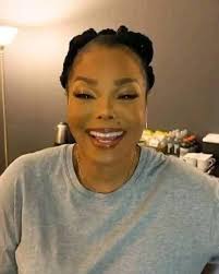 This is going to be my last post if I don't get a 𝙃𝙞💔☹️