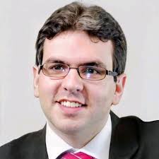 Com meus amigos e co-autores Abraham Laredo e Nelson Barth na premiação do  Jabuti Acadêmico. Foi um prazer escrever o livro com vocês!!!