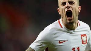 Karierę piłkarską rozpoczynał w pogoni szczecin, skąd w 2007 trafił do legii warszawa. Kamil Grosicki Changes Mind Rejects Bursaspor Turkish Football News