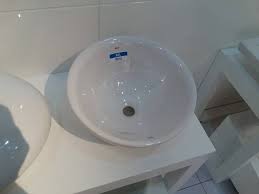 الطنطاوى احواض حمامات ساقط رخام او فوق الرخامه من روكا Facebook