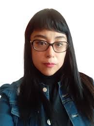 Diana Colin's Instagram, Twitter & Facebook