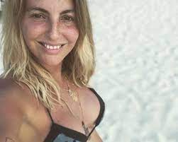 Jessica athayde surpreendeu os seus fãs ao anunciar que está à espera do primeiro filho com o companheiro, diogo amaral. Querida Pode Tambem Deixar De Me Seguir Jessica Athayde Irrita Se Com Comentario De Seguidora