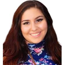 Amanda Hlad's Instagram, Twitter & Facebook