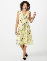 Jones Studio Daisy Chiffon Dress Dressbarn With Images Dresses Chiffon Dress Colorful Dresses