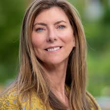 Wedding Party — Logo