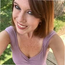 Marcie Hicks's Instagram, Twitter & Facebook