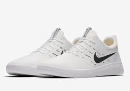 Como o próprio skatista, o primeiro tênis exclusivo feito para nyjah huston está aqui para agitar a sessão com um design revolucionário. Nyjah Huston Wants You To Wear The Hell Out Of His New Nike Sneaker Gq