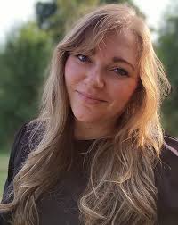 Sandra Sattler's Instagram, Twitter & Facebook