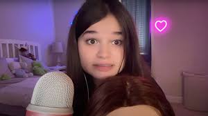 Lacey Mae (u/laceymaeasmr)