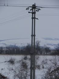 Există diferite tipuri de poli utilizate în sistemul electric. Stalp De Intindere Terminal Sci 3513 Sct 3533 Puterea Sub LupÄƒ PanÄƒ La Bec