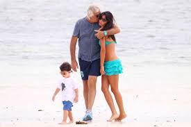 La splendida showgirl calabrese, che ha sposato il manager il 13 giugno 2009, da cui ha poi divorziato un anno e mezzo fa, aveva avuto la meglio sulla scelta del nome del bimbo. Nathan Falco Briatore Ecco La Sua Prima Intervista A Solo 7 Anni Gossip Knews It