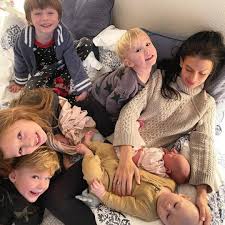 Actor alec baldwin and wife hilaria baldwin have announced the safe arrival of their third child together, a son named, leonardo ángel charles baldwin. Wy4mrrn2w6ftm