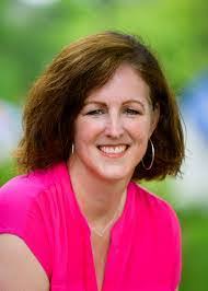 Melissa Brin's Instagram, Twitter & Facebook