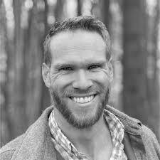 Kara Buss's Instagram, Twitter & Facebook