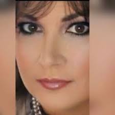 Hayley Cubitt (@HayleyCubey)