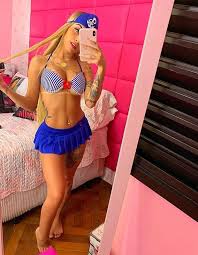 pin em mc mirella