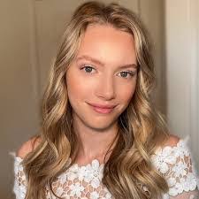 Tamra Mackey's Instagram, Twitter & Facebook