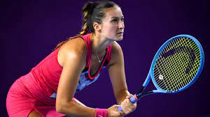 Februar 1982 in wuhan, hubei) ist eine ehemalige chinesische tennisspielerin. Australian Open 2020 Tennisspielerin Bricht Wegen Rauch Zusammen Und Muss Aufgeben Stern De
