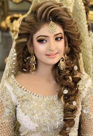 Kashee style mehndi kashees mehndi. Pakistani Brides Makeup Pakistani Bridal Hairstyles Bride Hairstyles Bride Makeup